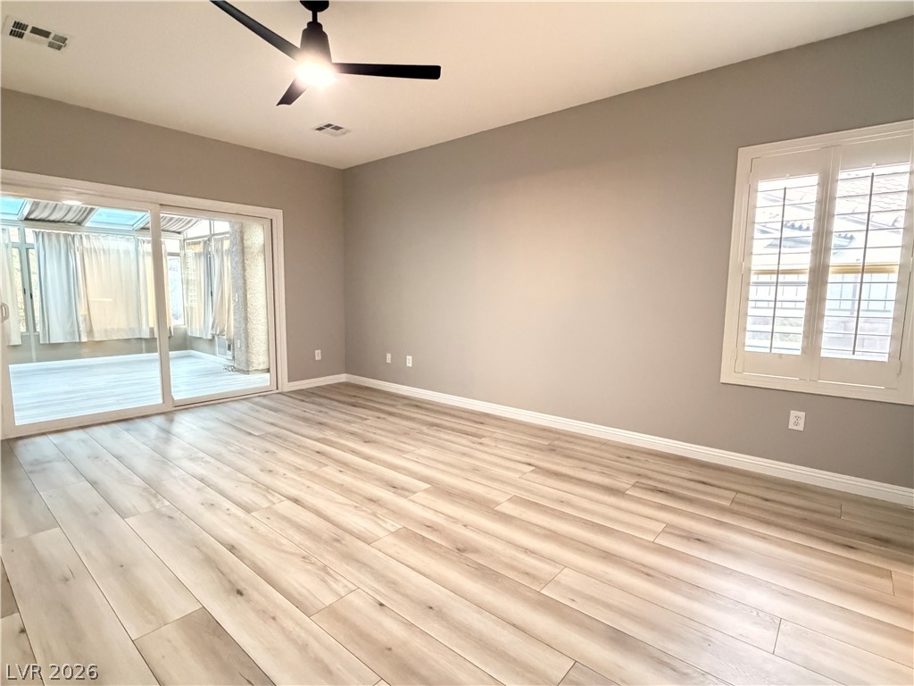 2759 Foxtail Creek Avenue Property Photo 7