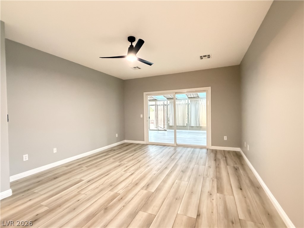 2759 Foxtail Creek Avenue Property Photo 11