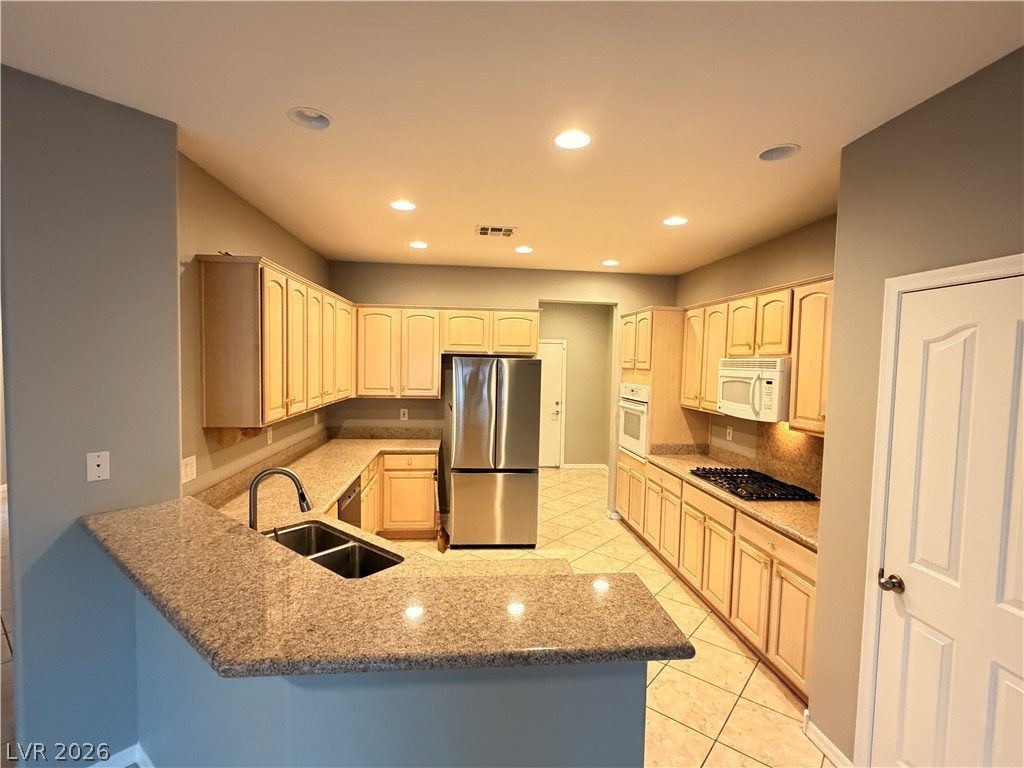2759 Foxtail Creek Avenue Property Photo 16