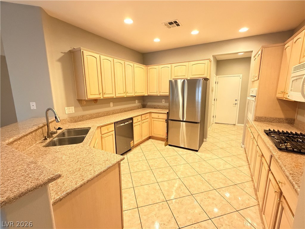 2759 Foxtail Creek Avenue Property Photo 17