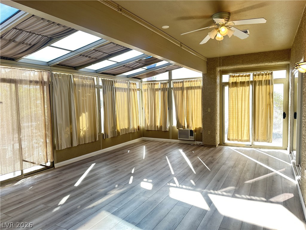 2759 Foxtail Creek Avenue Property Photo 38