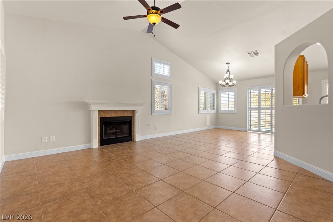 681 West Pacific Avenue Property Photo 3
