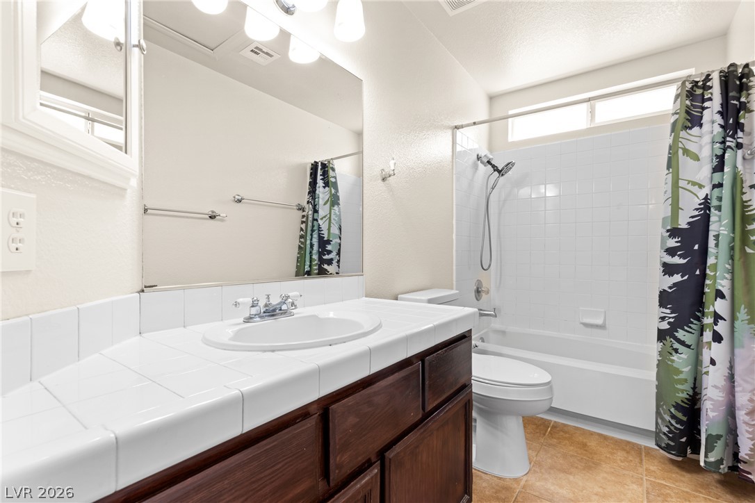 681 West Pacific Avenue Property Photo 10