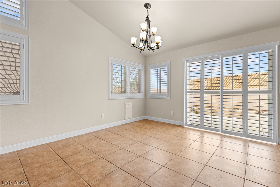 681 West Pacific Avenue Property Photo 49