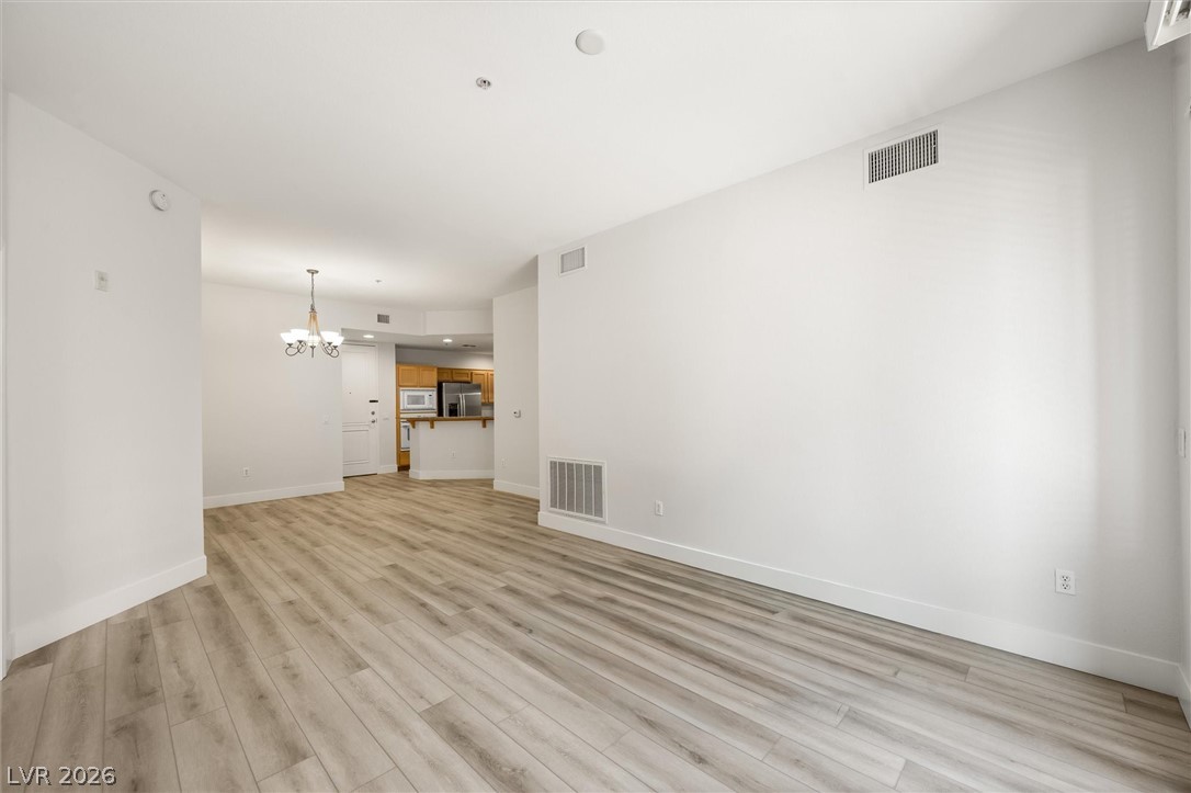 27 East Agate Avenue 409 Property Photo 11