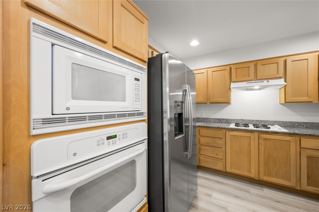 27 East Agate Avenue 409 Property Photo 15
