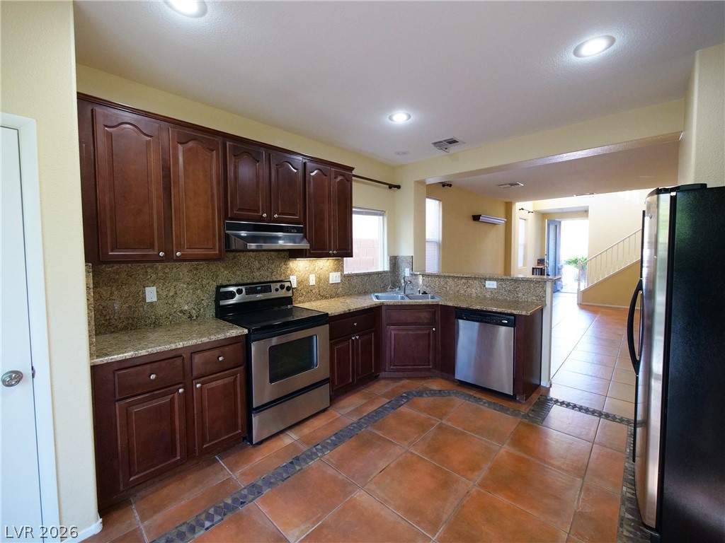 924 Percy Arms Street Property Photo 6