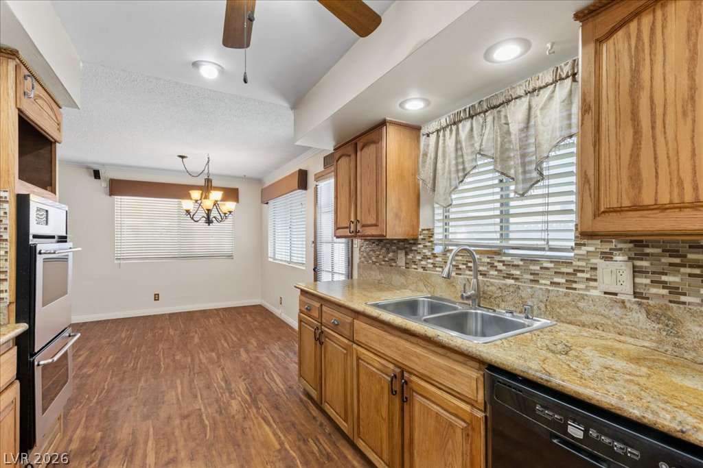 5305 Westleigh Avenue Property Photo 17