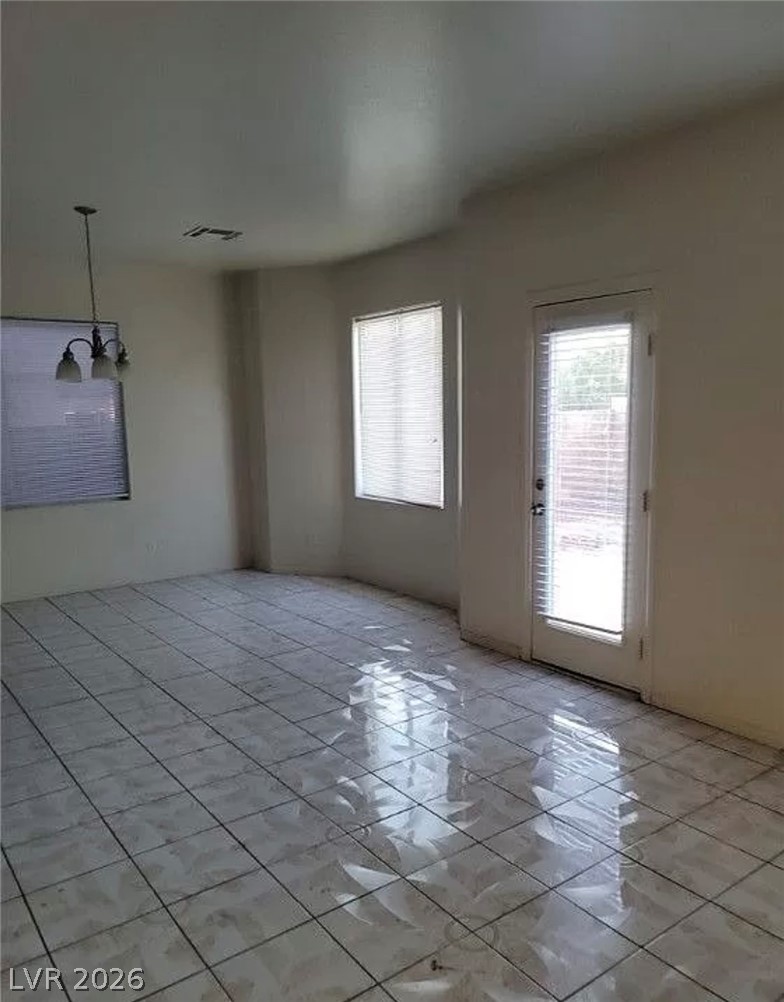 731 Emerald Idol Place Property Photo 33