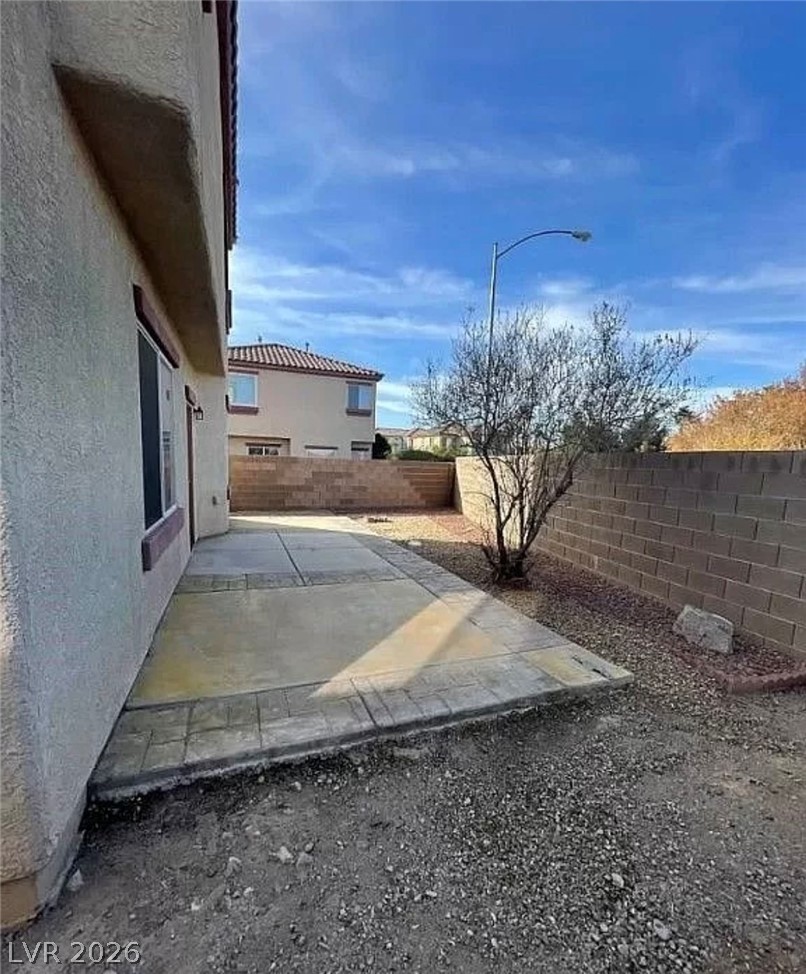 731 Emerald Idol Place Property Photo 46