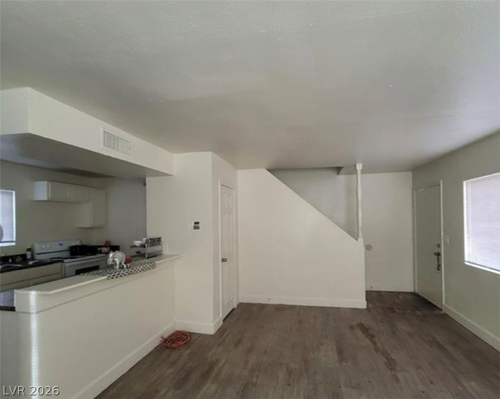 5126 Golden Lane A Property Photo 8