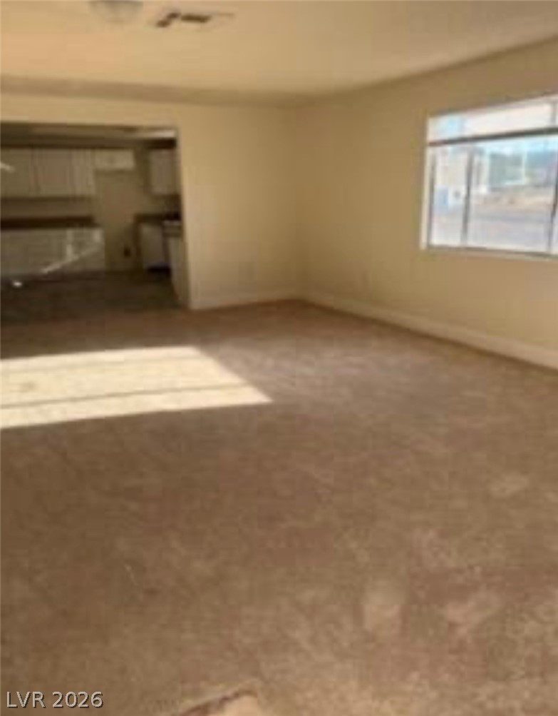 664 Sky Road Property Photo 4