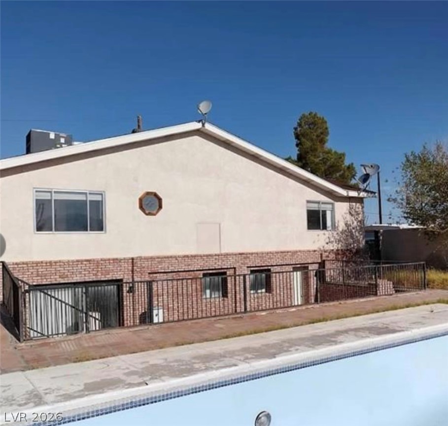 664 Sky Road Property Photo 25