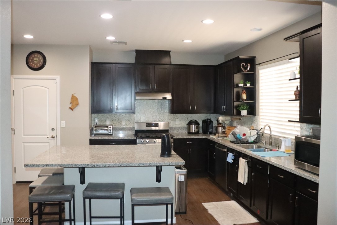 1517 Eagles Pass Avenue Property Photo 17