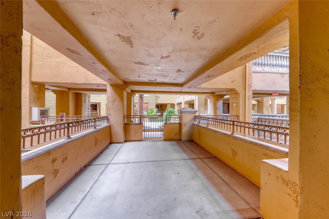 20 Via Mantova 101 Property Photo 4