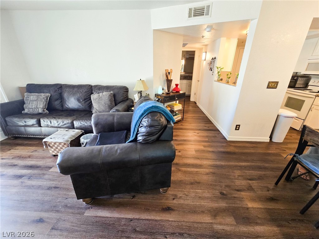 3550 Bay Sands Drive 2057 Property Photo 4