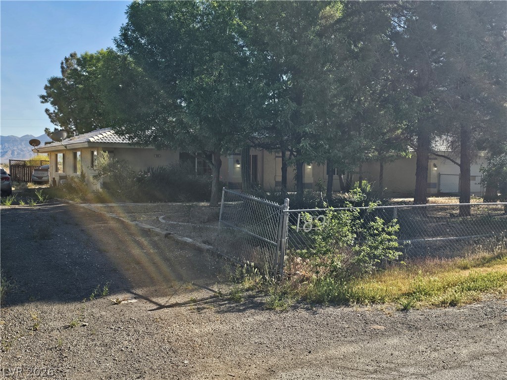 1891 Vondell Drive Property Photo 1