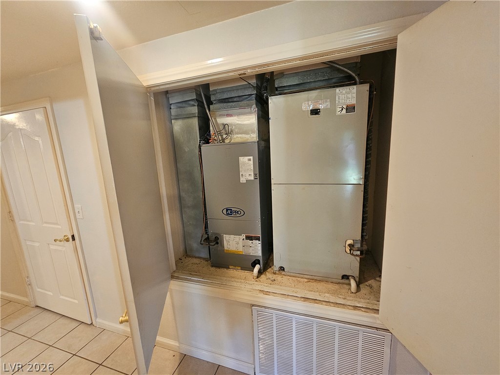 1891 Vondell Drive Property Photo 16