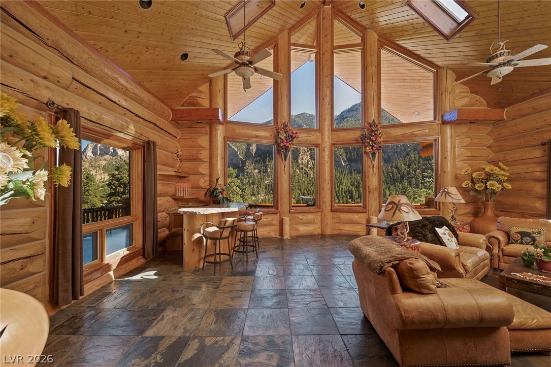 276 Seven Dwarfs Road Property Photo 19