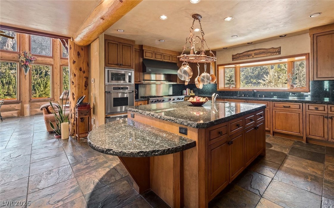 276 Seven Dwarfs Road Property Photo 27