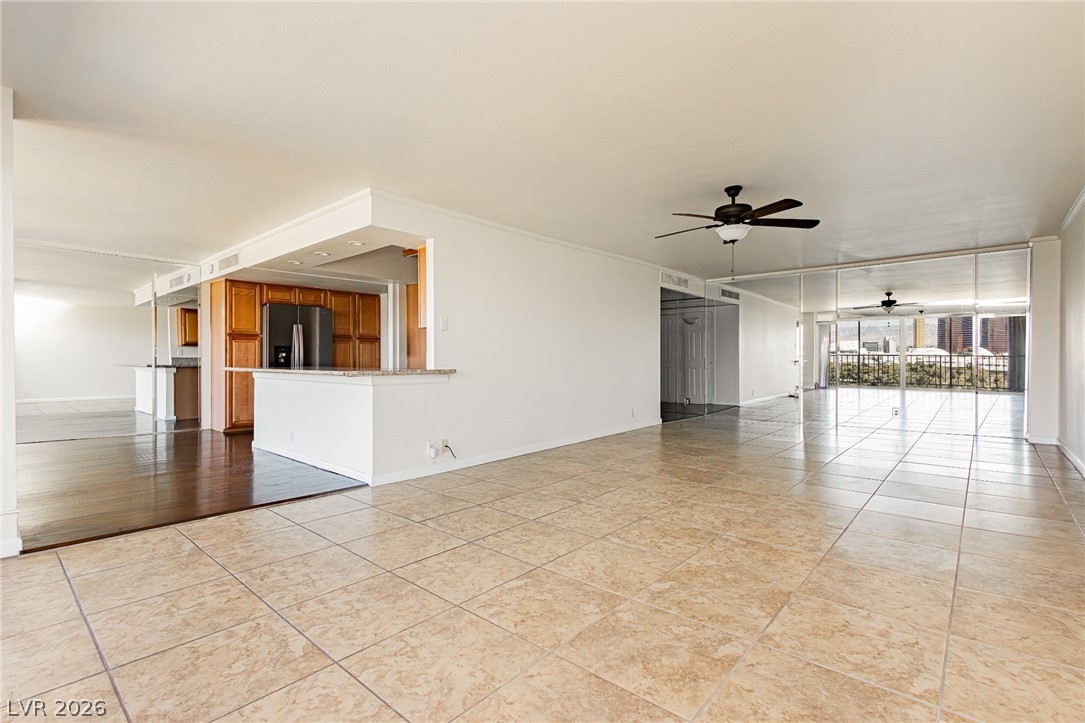 3111 Bel Air Drive 10c Property Photo 8