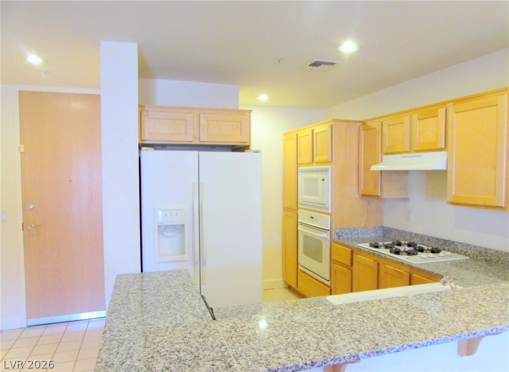 83 East Agate Avenue 301 Property Photo 2