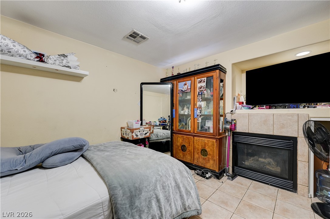 8325 Haven Cove Avenue Property Photo 19