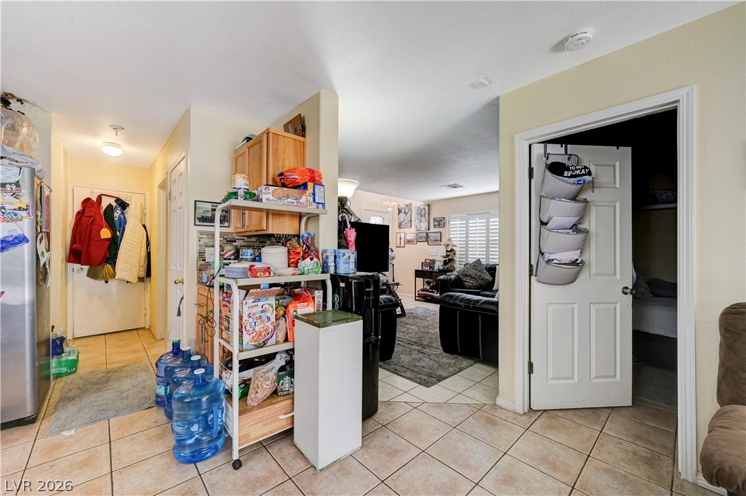 8325 Haven Cove Avenue Property Photo 25