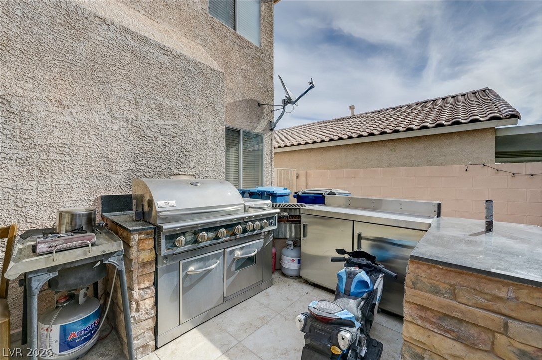 8325 Haven Cove Avenue Property Photo 47