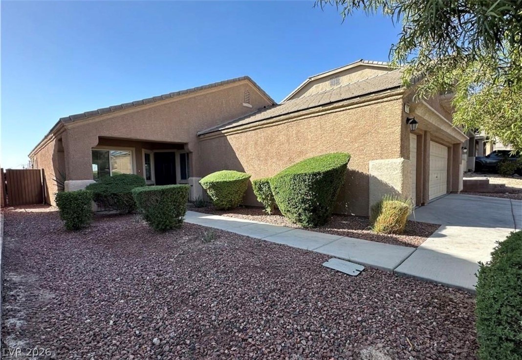 313 Purple Passion Avenue Property Photo 3