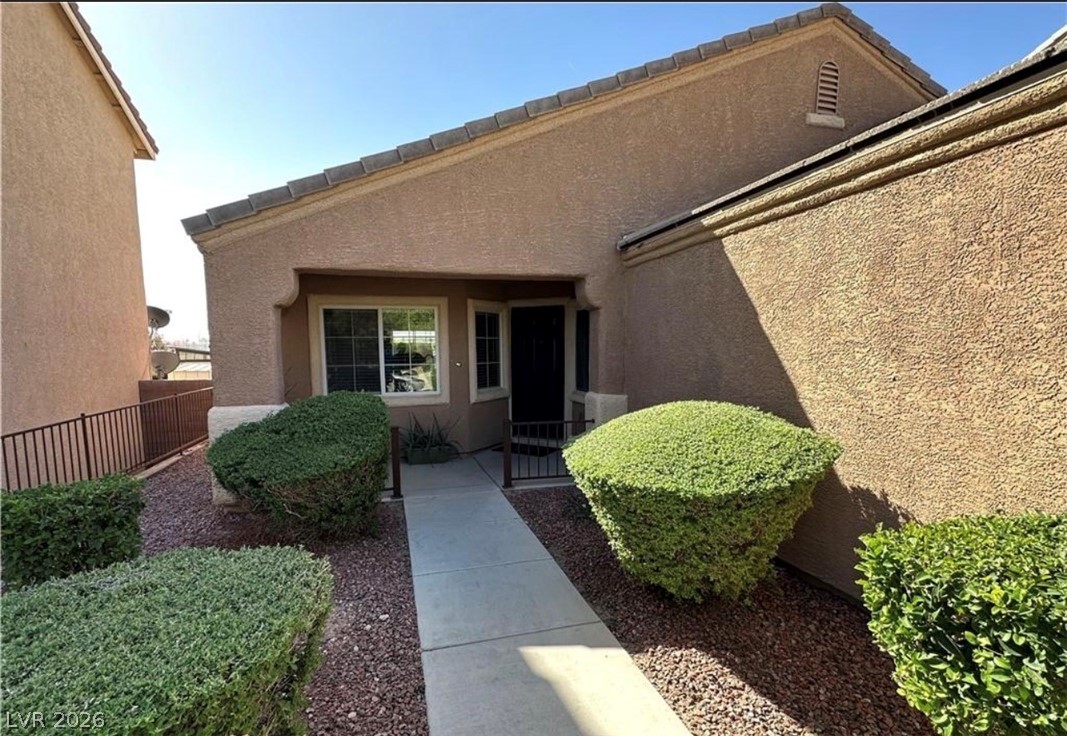 313 Purple Passion Avenue Property Photo 4