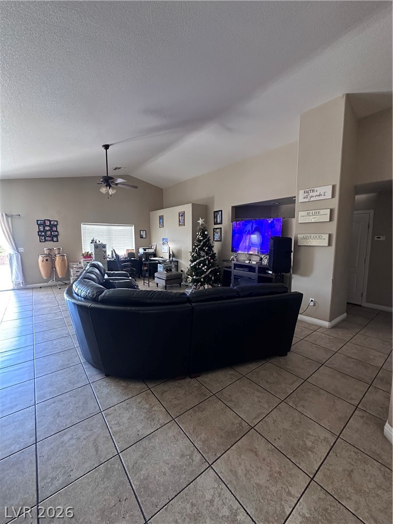313 Purple Passion Avenue Property Photo 7