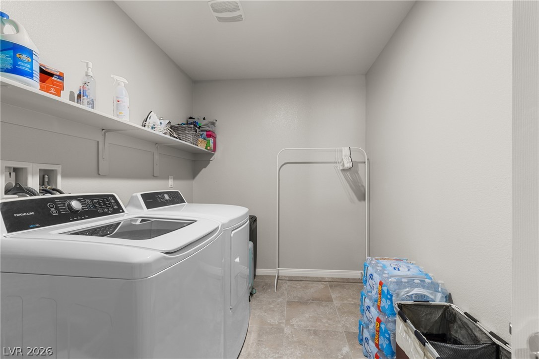 7215 Dazzle Point Street Property Photo 23