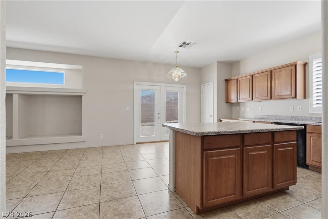 4512 Yellow Harbor Street Property Photo 4