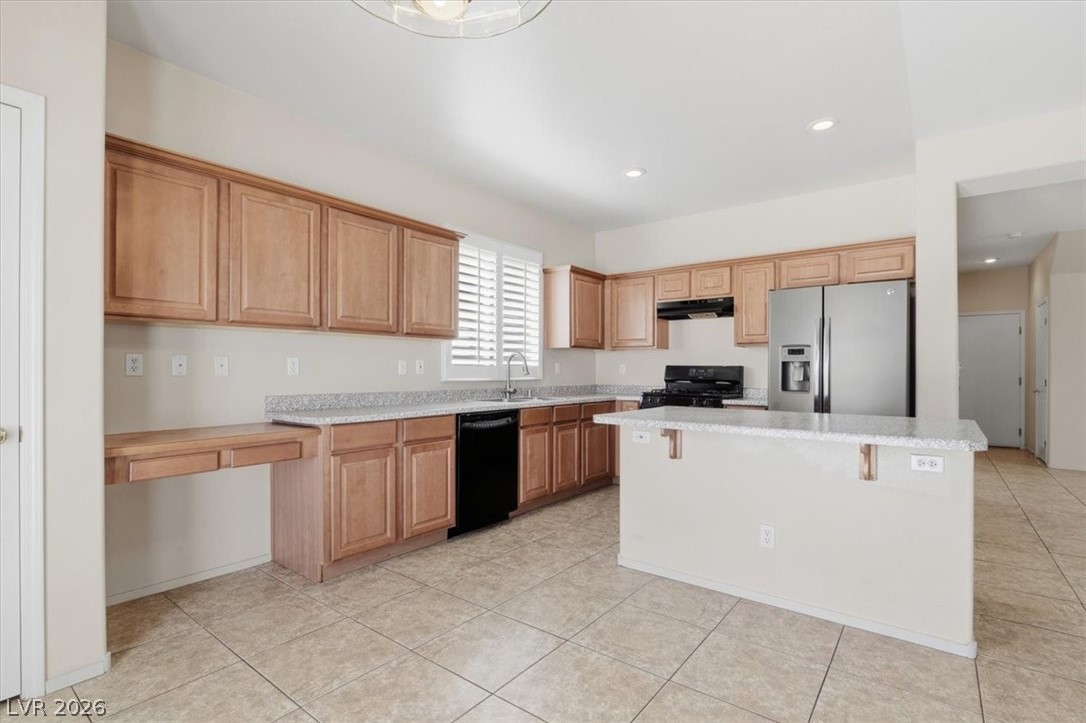 4512 Yellow Harbor Street Property Photo 5