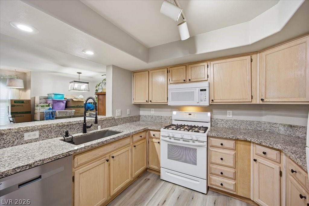 7950 West Flamingo Road 1017 Property Photo 1