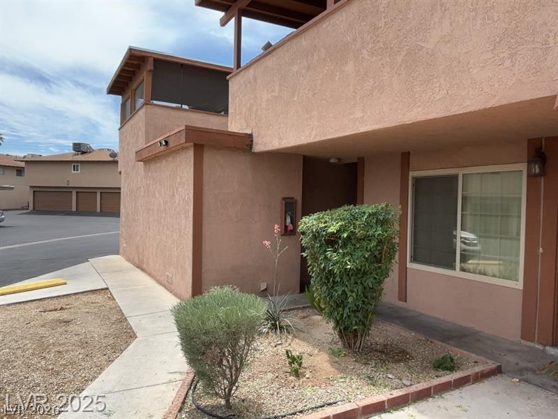 2753 Kline Circle 3 Property Photo 1