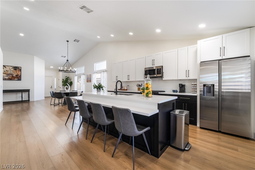 686 Pansy Place Property Photo 8
