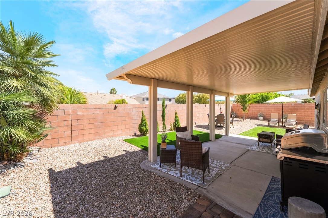 686 Pansy Place Property Photo 29