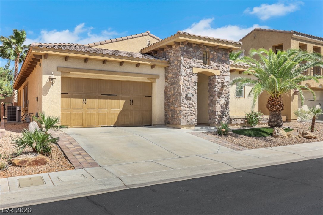 1022 Via Sacra Street Property Photo 1