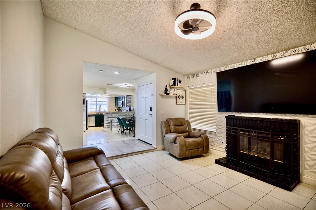 6669 Pleasant Plains Way Property Photo 5