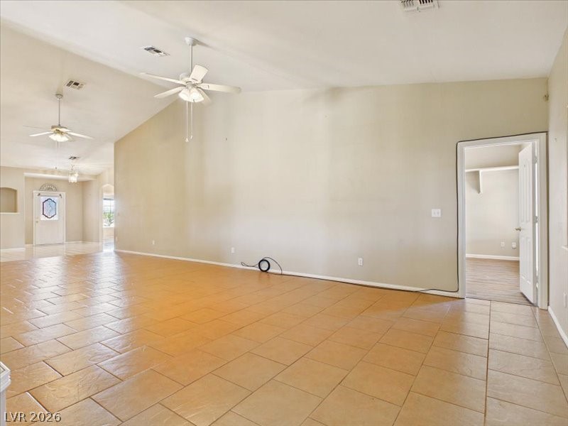 1710 North Murphy Street Property Photo 11