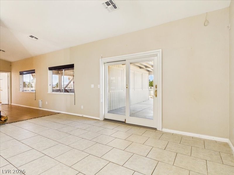 1710 North Murphy Street Property Photo 25