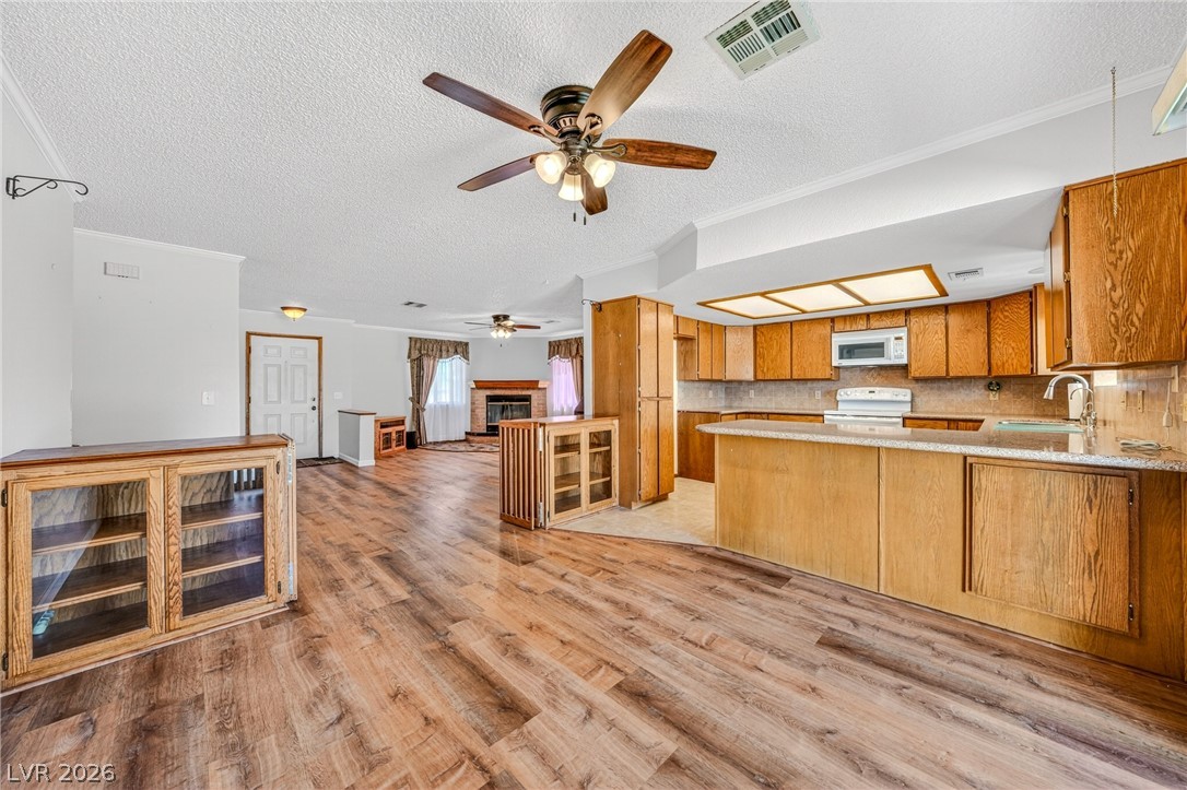 3030 Paiute Boulevard Property Photo 7