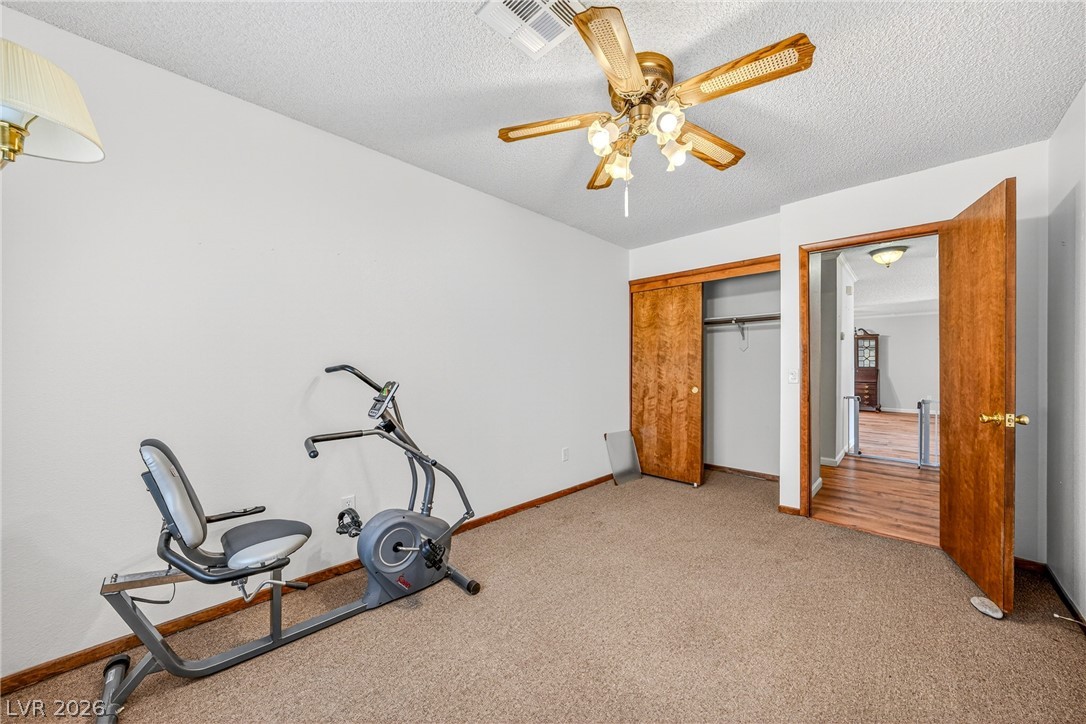 3030 Paiute Boulevard Property Photo 14
