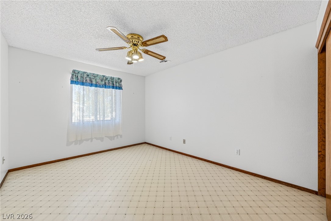 3030 Paiute Boulevard Property Photo 16