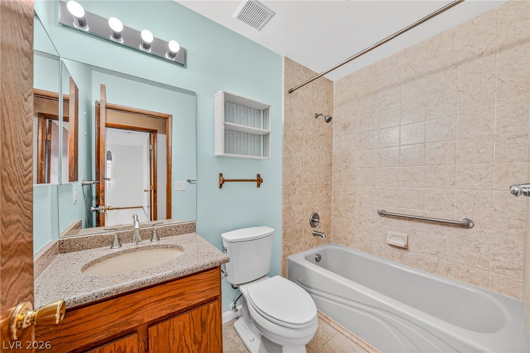 3030 Paiute Boulevard Property Photo 18