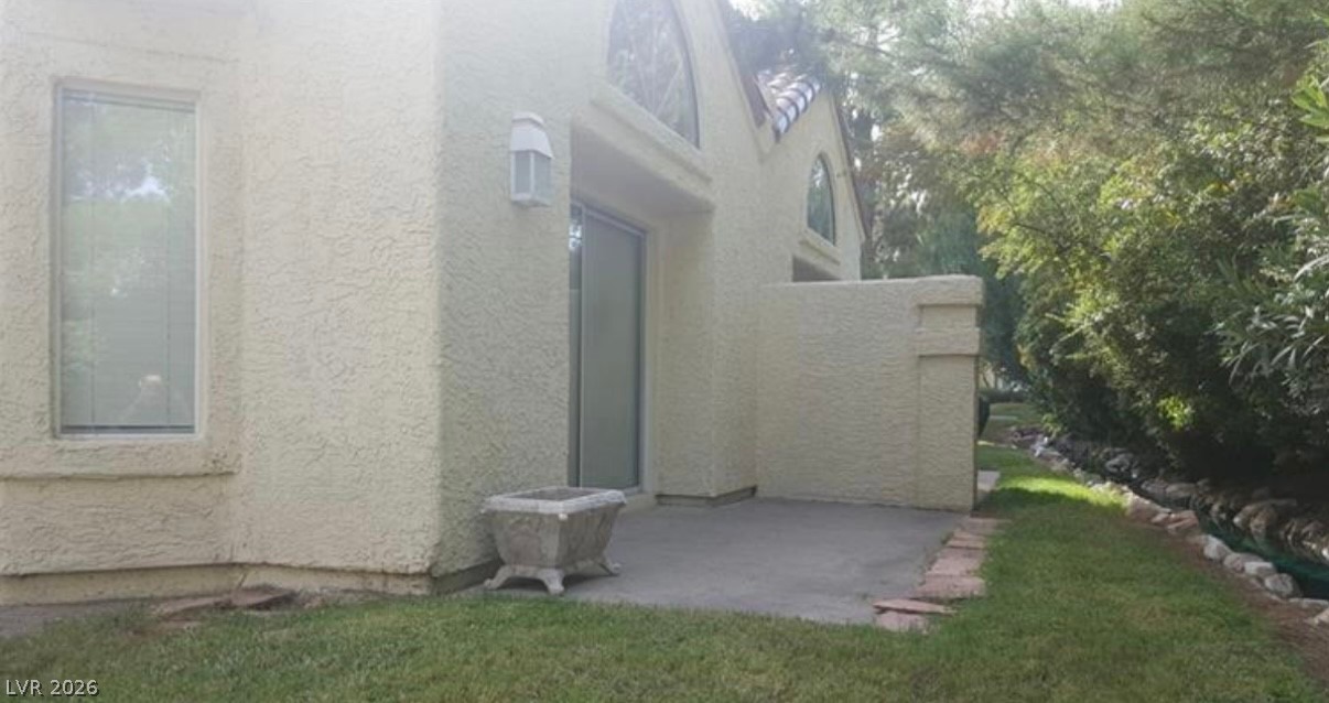 6974 Emerald Springs Lane Property Photo 5