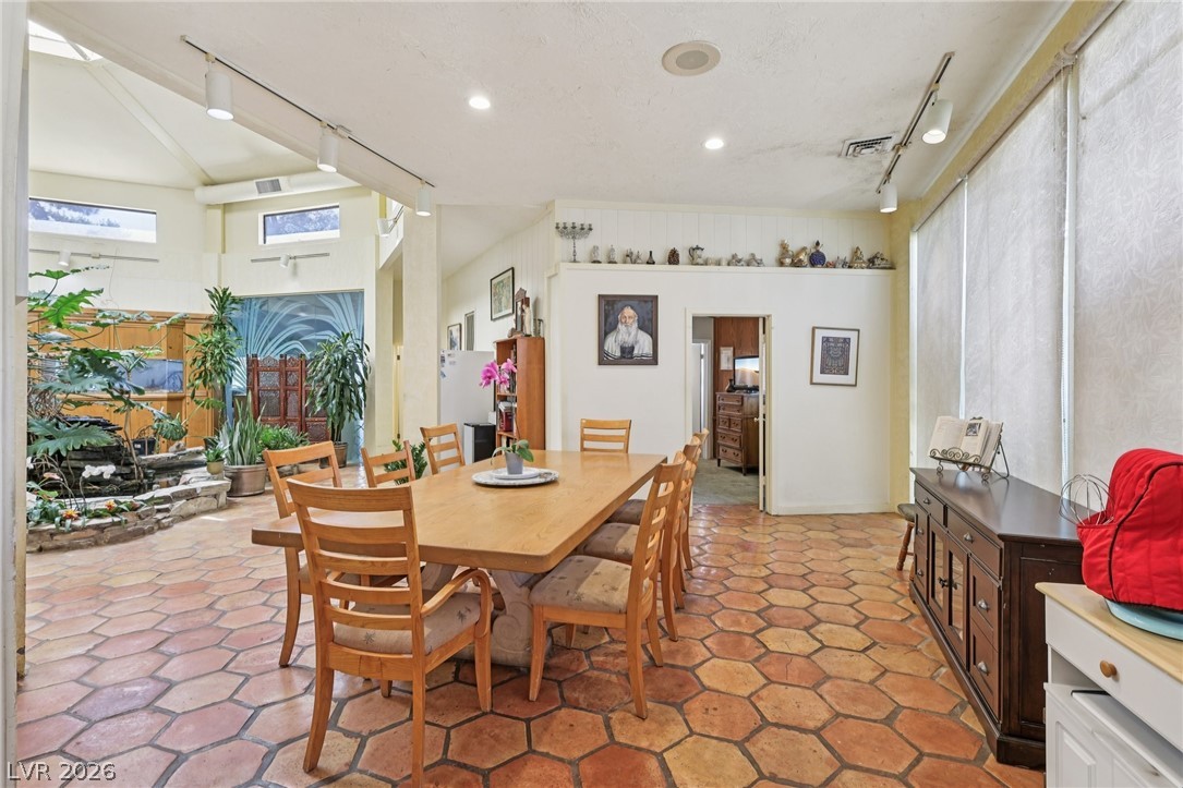 55 Siddall Avenue Property Photo 14