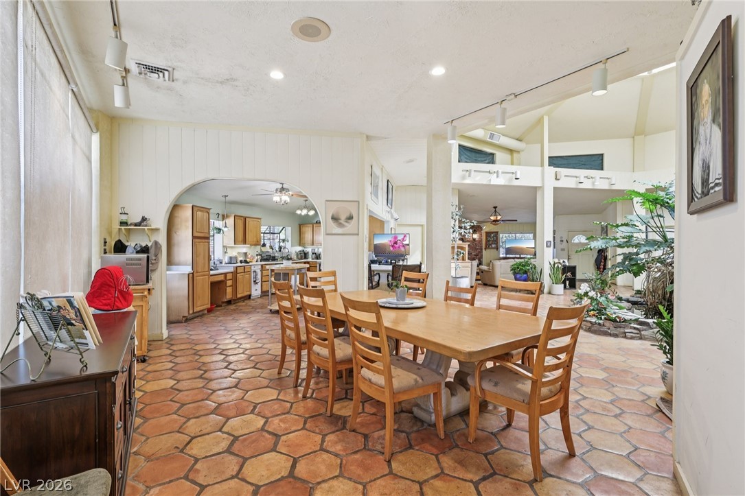 55 Siddall Avenue Property Photo 17